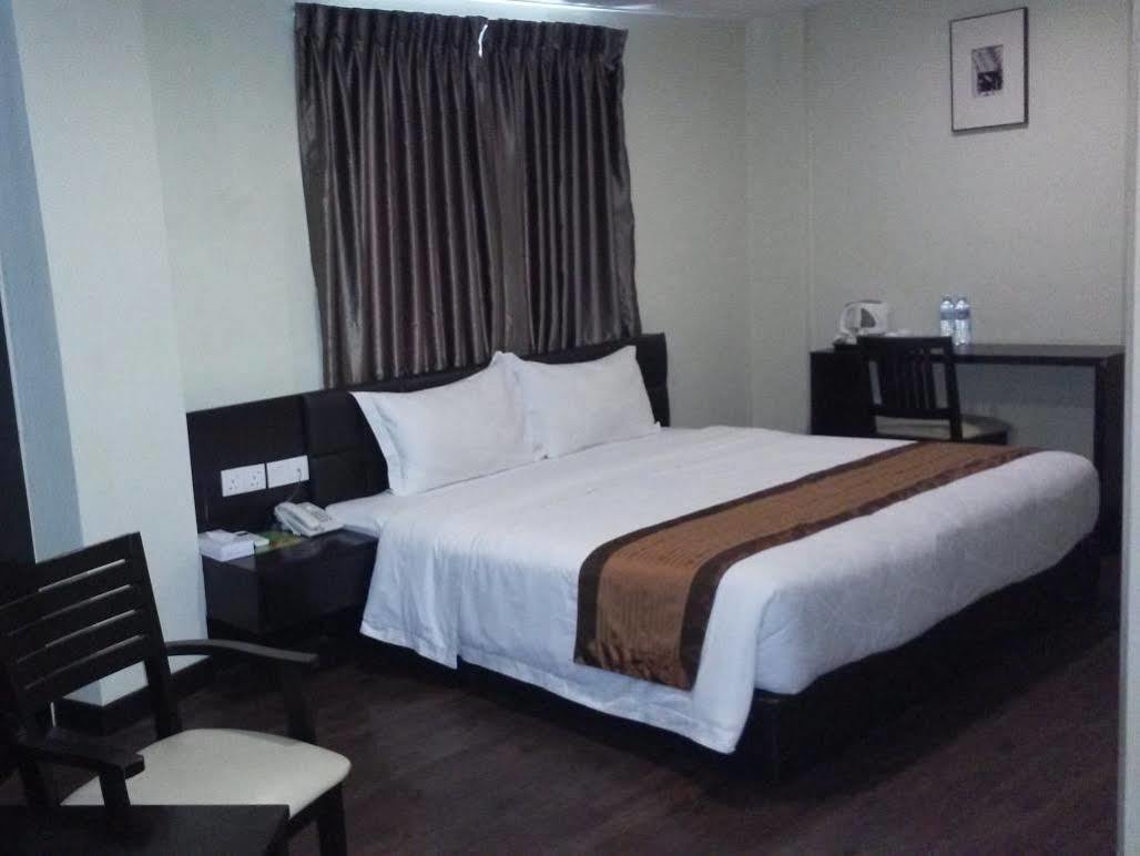 The Corum View Hotel Bayan Lepas Exteriör bild